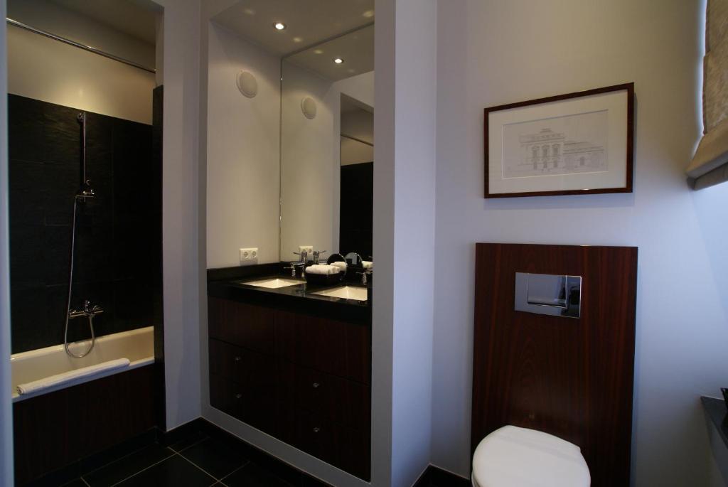 Bourgogne Suite Maastricht Room photo